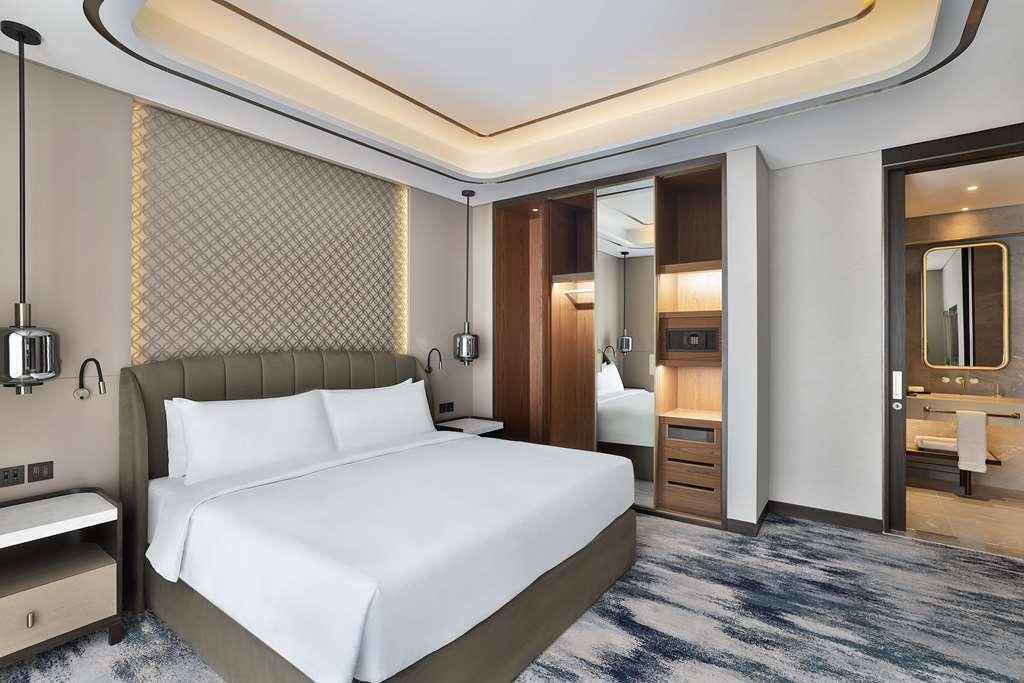 Embassy Suites By Hilton Dubai Business Bay Quarto foto