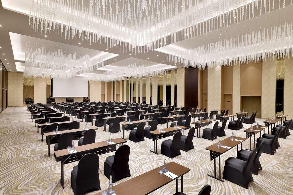 Embassy Suites By Hilton Dubai Business Bay Facilidades foto